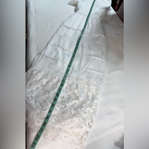 J. GEE White split V neckline Lace hem Maxi Dress size 2X - Picture 14 of 14